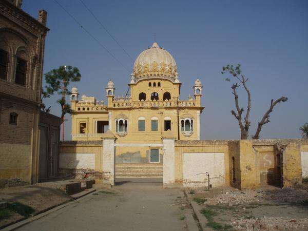 Gurdwara Bal Lilah sarovar