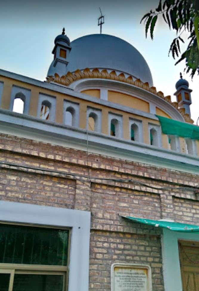 Gurdwara Patshahi Chhevin courtyard