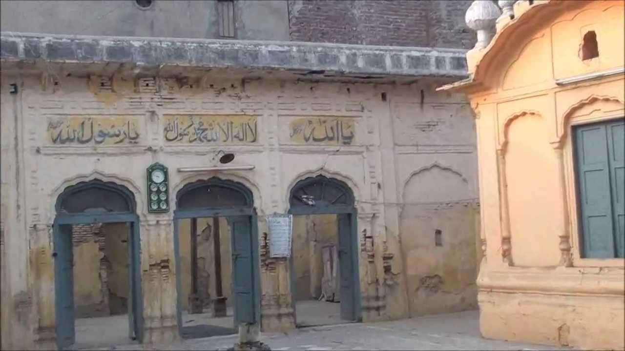 Gurdwara Bhai Taru Singh Shaheed Ganj